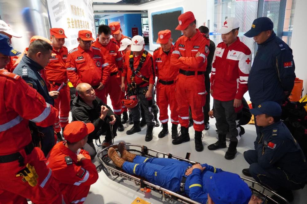 微信图片_20251118105315_61_1.jpg 微信图片_20251118105315_61_1.jpg